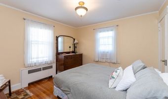 33 Murdock St, Boston, MA 02135
