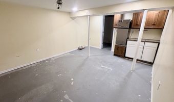 387 Southwick St, Agawam, MA 01030