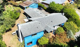 614 HASSETT St, Brookings, OR 97415