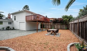 207 Kingsbury Dr, Aptos, CA 95003
