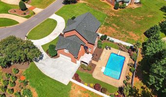 225 Watersedge Dr, Boiling Springs, SC 29316