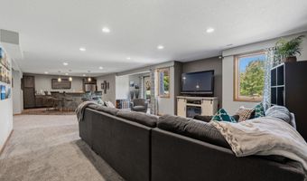 1026 NE Aspen Cir, Ankeny, IA 50021