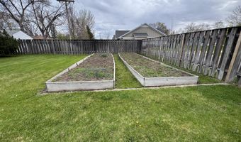 1733 Marshall Rd, Aberdeen, SD 57401