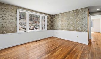 19 Highland Dr, Amherst, NH 03031