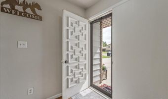 5214 HICKORY Pl, Cheyenne, WY 82009