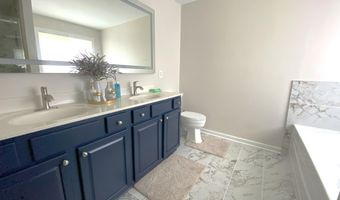 1126 Woodlands Creek Way, Apex, NC 27502