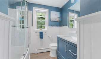 8 Locke Hill Ln, Barrington, NH 03825