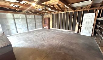117 W Wapello St, Agency, IA 52530