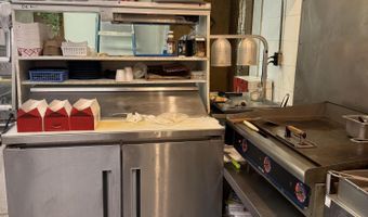 304 S Market St, Alton, MO 65606