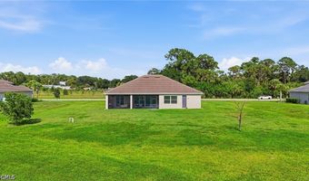 17040 Serengeti Cir, Alva, FL 33920