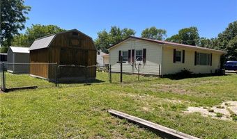 301 S High School Ave, Altamont, KS 67330