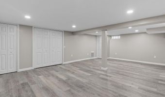 74 Leslie St, Cranston, RI 02910