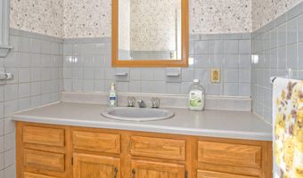 24 Glendale Ave, Albany, NY 12208
