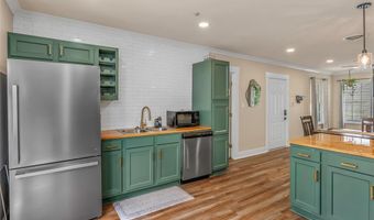 117 E Robinson Pl, Shreveport, LA 71104