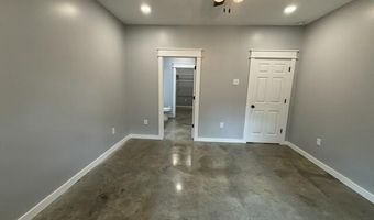 90 Gainer Ferry Rd, Batesville, AR 72501
