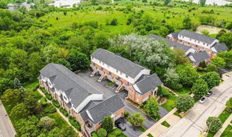 2129 W Concord Ln, Addison, IL 60101