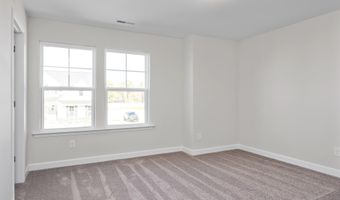 315 Queensferry Ln, Aberdeen, NC 28315
