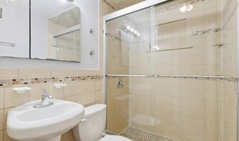 27 CAROLYN Rd, Belleville, NJ 07109