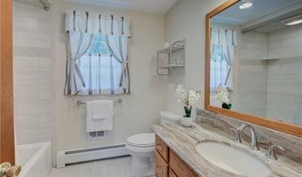 1420 Diplomat Dr, East Greenwich, RI 02818