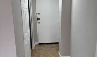 6641 WAKEFIELD Dr 204, Alexandria, VA 22307