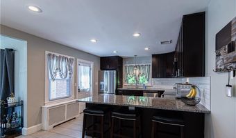 29 OLNEY Ave, North Providence, RI 02911