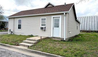 113 E Marshall St, Alma, MO 64001