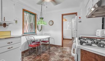 15610 Hanfor, Allen Park, MI 48101