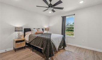 1020 Hunter Dr, Barling, AR 72923