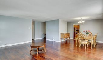 12704 HOVEN Ln, Bowie, MD 20716