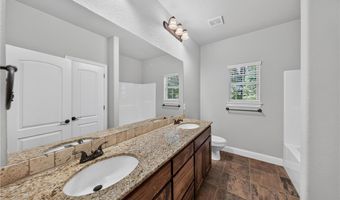 9 Monmouth Dr, Bella Vista, AR 72714