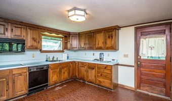 152 Parker Rd, Carroll, NH 03598