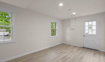 8815 TUCKERMAN Ln, Potomac, MD 20854