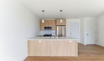 1035 Commonwealth Ave 207, Boston, MA 02215