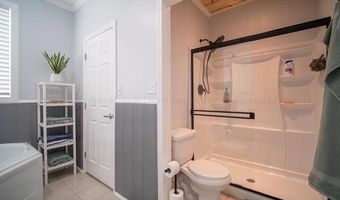 406 PARADISE Trl, Arley, AL 35541