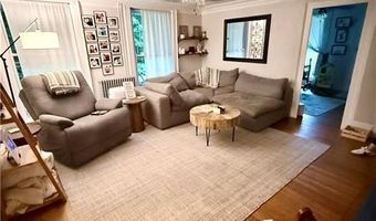 35 High St, Burrillville, RI 02859