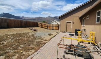 135 Cambridge Dr, Dayton, NV 89403