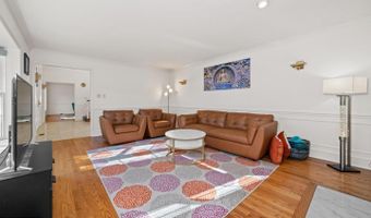 253 PEOPLES Way, Hockessin, DE 19707