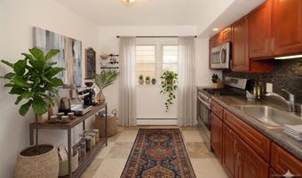 18 Colonial Dr, Bayonne, NJ 07002
