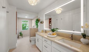 121 Kaha St, Kailua, HI 96734