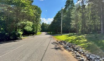 626 N Pointe Trl, Allons, TN 38541