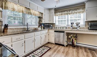 712 Redding Rd, Asheboro, NC 27203