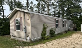 83 Long Shores Dr, Barrington, NH 03825