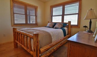 142 Tolman Rd, Clark, WY 82435