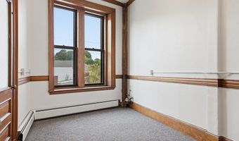 45 Main St 3, Amesbury, MA 01913