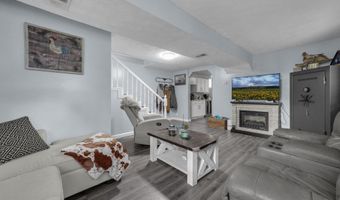 19419 Dawson St, Adelphi, OH 43101