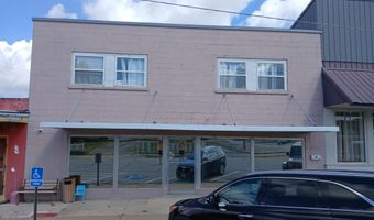 17 W Locust St, Aurora, MO 65605