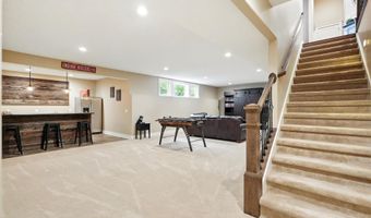 6212 Deer Hollow Rd, Auburn, IN 46706