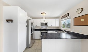 806 E 4th 9, Escondido, CA 92025