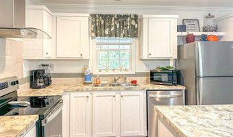 343 25th Ave, Apalachicola, FL 32320