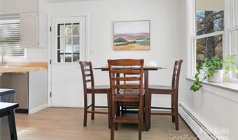 77 Dillingham Rd, Asheville, NC 28805